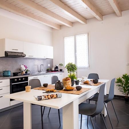 Residenza Gelsomino Daire Desenzano del Garda Dış mekan fotoğraf