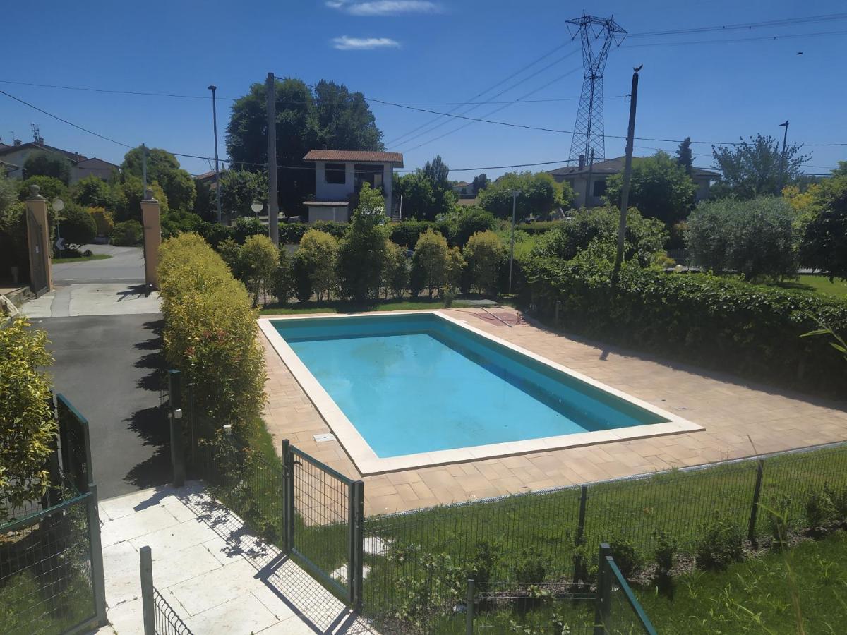 Residenza Gelsomino Daire Desenzano del Garda Dış mekan fotoğraf