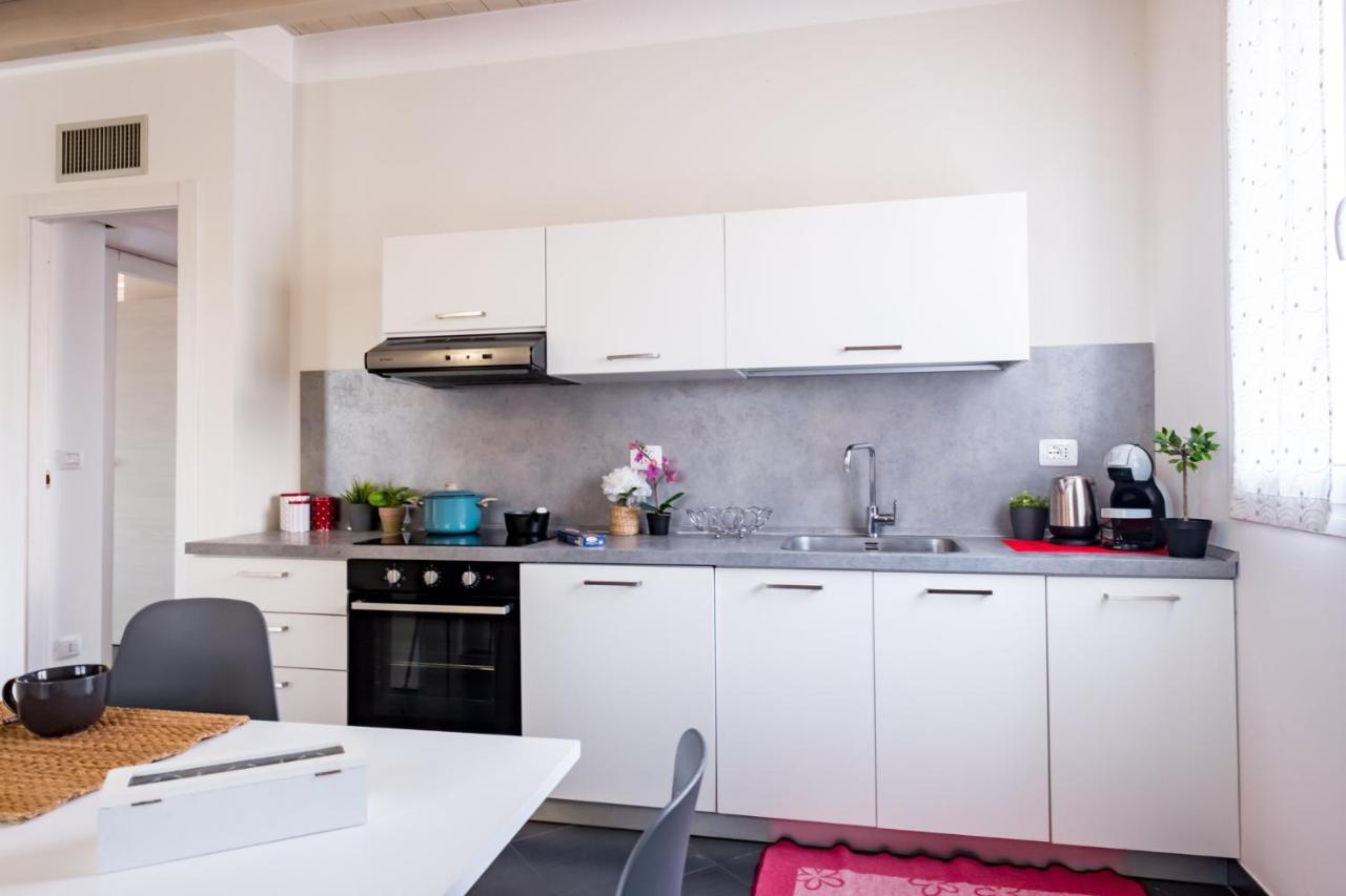 Residenza Gelsomino Daire Desenzano del Garda Dış mekan fotoğraf